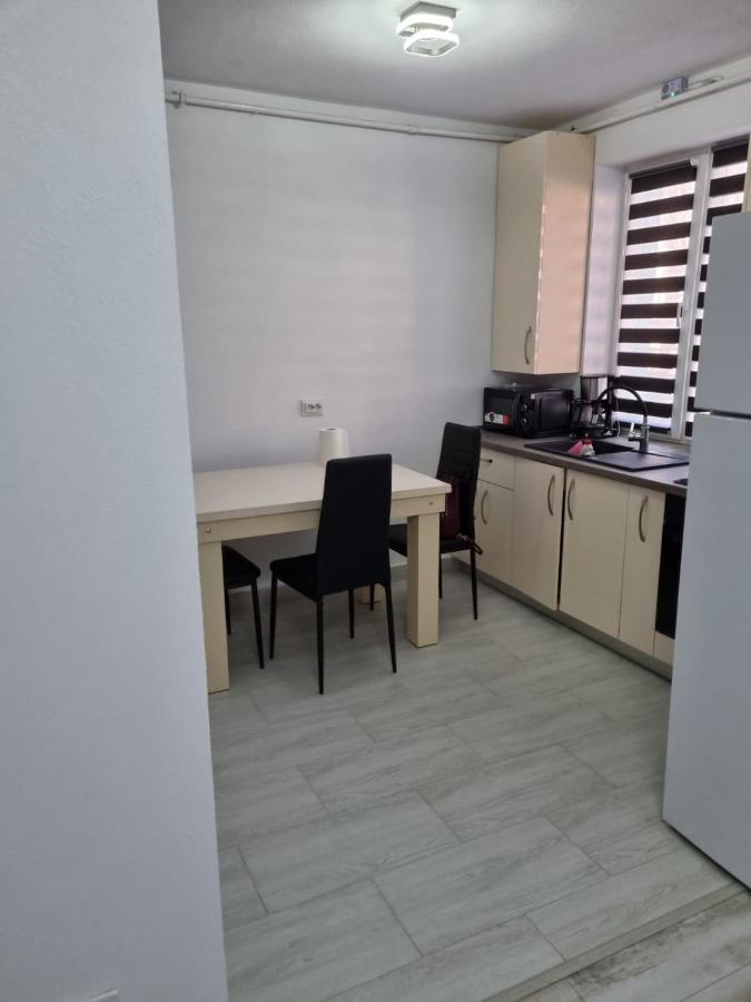Luxury Apartament Curtea de Argeş Extérieur photo