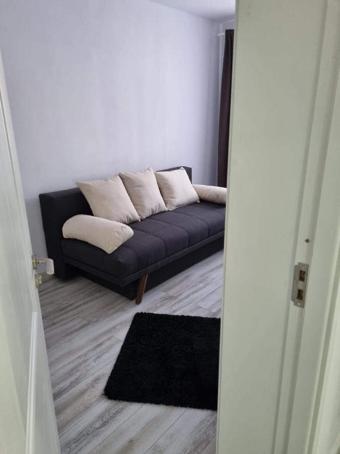 Luxury Apartament Curtea de Argeş Extérieur photo